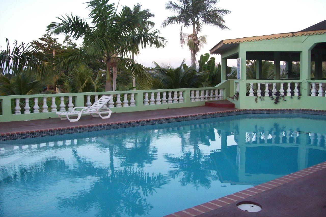 Hidden Paradise Resort Hotel Νεγκρίλ Εξωτερικό φωτογραφία
