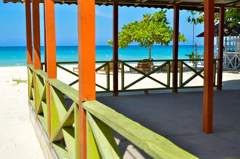 Hidden Paradise Resort Hotel Νεγκρίλ Εξωτερικό φωτογραφία